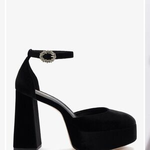 Larroude Ari Pump In Black Velvet